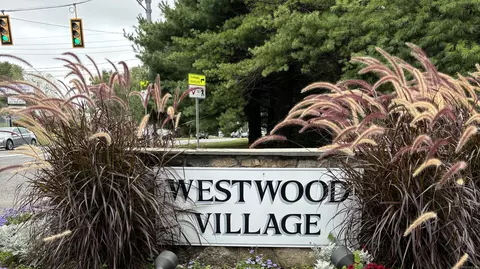 55 Mill Plain Rd #6-5, Danbury, CT 06811