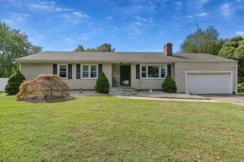 53 Walnut St, Milford, CT 06461