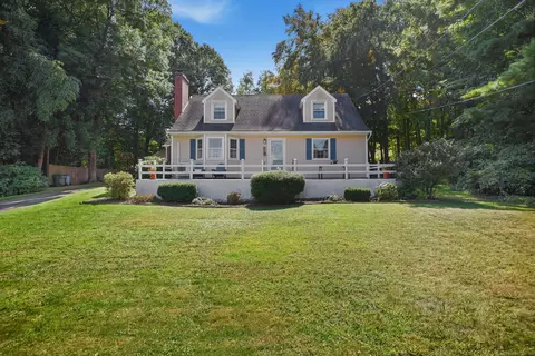 247 Poplar Rd, Middletown, CT 06457