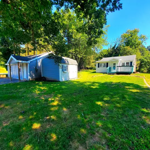 696 Back Rd, Windham, CT 06256 photo 1