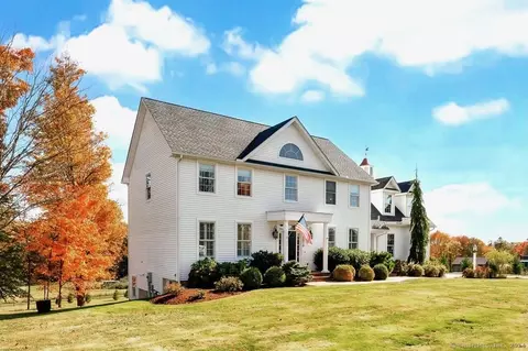 1510 Hill St, Suffield, CT 06078