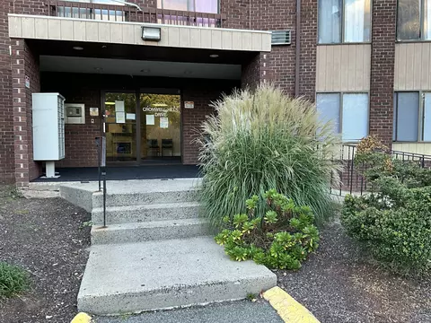 1301 Cromwell Hills Dr #1301, Cromwell, CT 06416