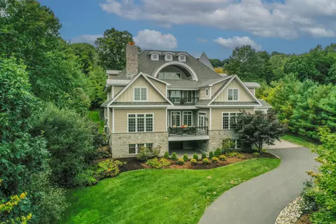 162 Balfour Dr, West Hartford, CT 06117