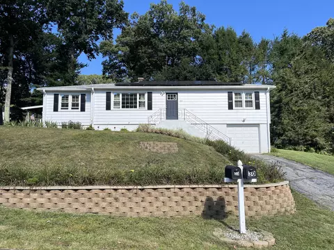 30 Knollwood Dr, Wolcott, CT 06716