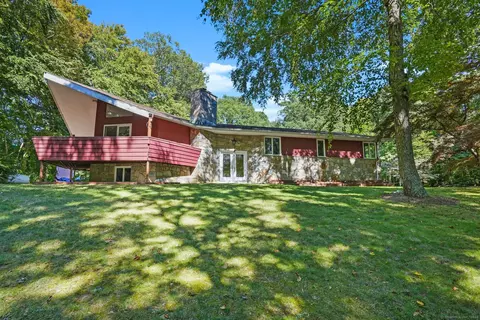 310 Everett Rd, Easton, CT 06612