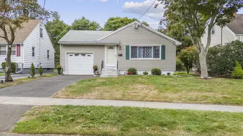 175 Legion Ave, Stratford, CT 06614