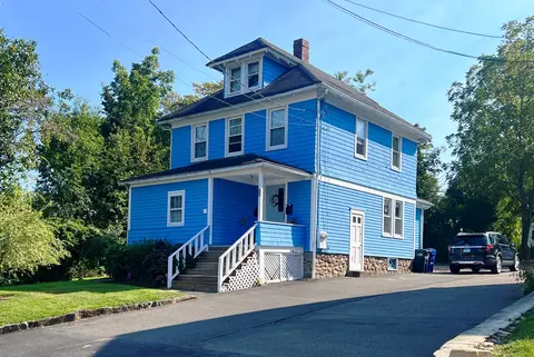 32 Spring Hill Ave, Norwalk, CT 06850