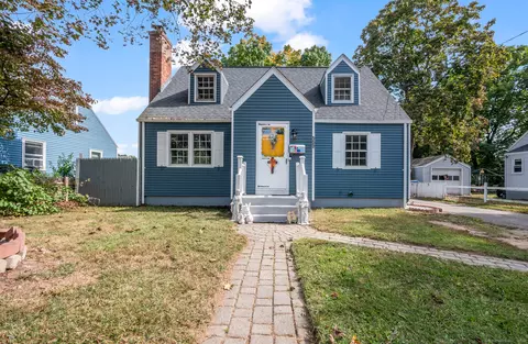 503 Adams St, Manchester, CT 06040