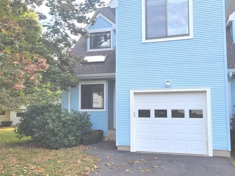 8 Evergreen Trl #148, Farmington, CT 06032