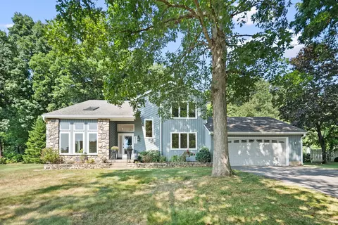 173 Natsisky Farm Rd, South Windsor, CT 06074