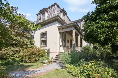 64 Tremont St, Hartford, CT 06105