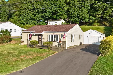 20 Norman Ave, Wallingford, CT 06492