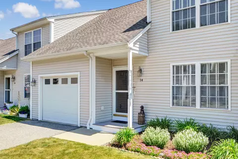 14 Cross Creek Rd #14, Plainfield, CT 06374