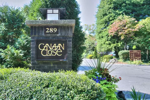 289 New Norwalk Rd #8, New Canaan, CT 06840