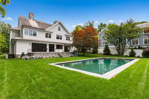 139 North St, Greenwich, CT 06830