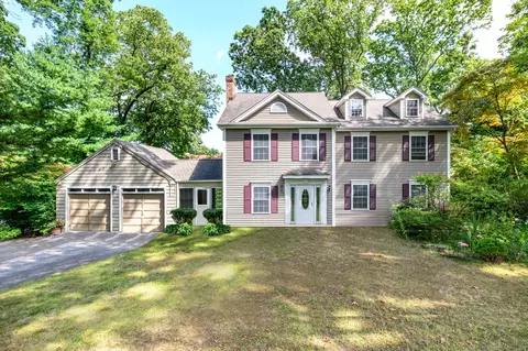 3 Jean Ave, Norwalk, CT 06850