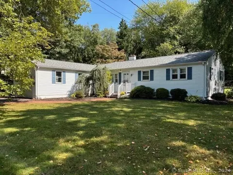 130 Willow St, Cheshire, CT 06410