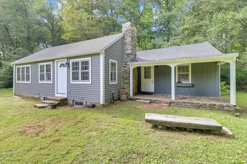 550 Grassy Hill Rd, Woodbury, CT 06798