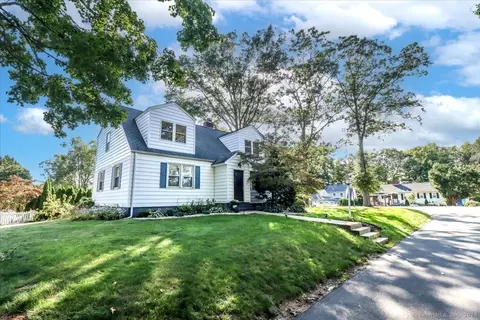 25 Terrace Ave, Hamden, CT 06517