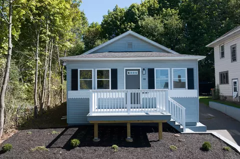 98 View St, Meriden, CT 06450