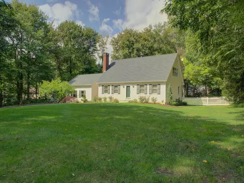 67 Zeya Dr, Coventry, CT 06238