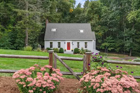 106 Eastview Dr, Coventry, CT 06238