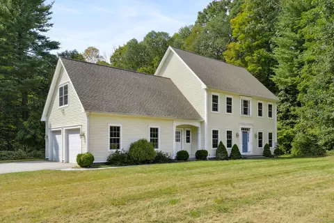 42 Griswold Ln, Amston, CT 06231