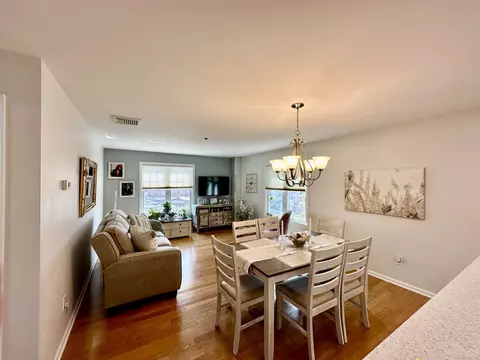 49 Rose St #510, Branford, CT 06405