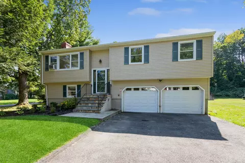 25 Hawley Road Ext, Danbury, CT 06811