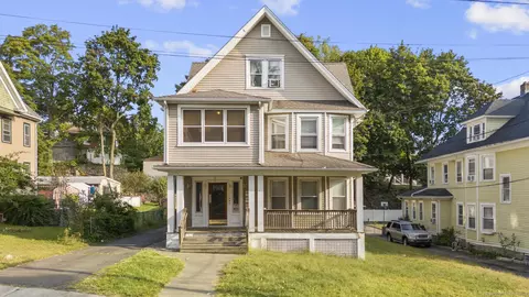 48 Jackson St, Ansonia, CT 06401