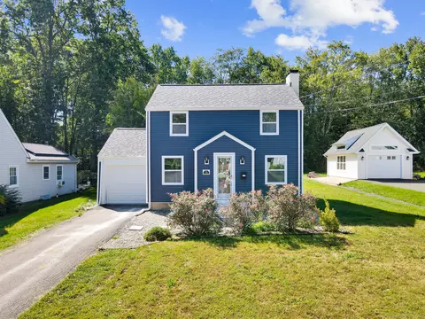 33 Remington Rd, Windsor, CT 06095