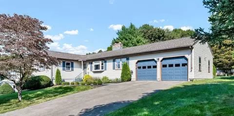 104 Higby Dr, Meriden, CT 06450