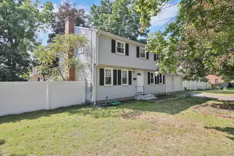 82 Brainard Rd, Enfield, CT 06082