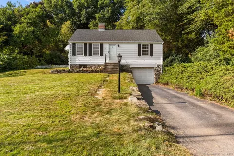 325 Pierpont Rd, Waterbury, CT 06705