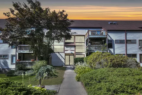 3699 Broadbridge Ave #301, Stratford, CT 06614
