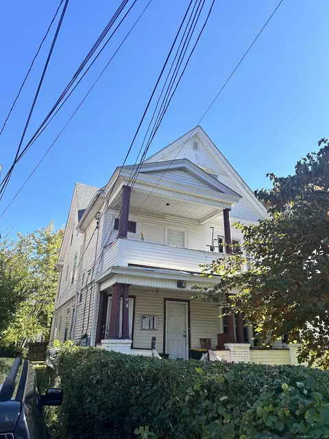 6 Magnolia St # -8, Hartford, CT 06112