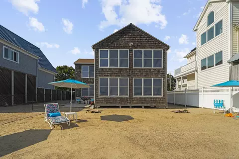 165 Shore Rd, Clinton, CT 06413