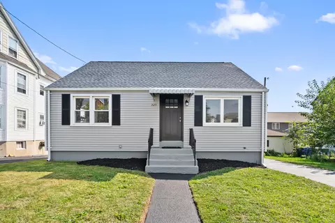 325 Chapman St, New Britain, CT 06051