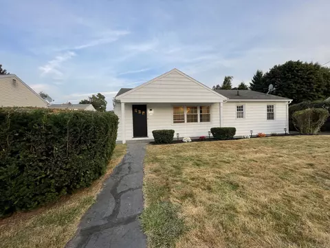 151 Crest Ave, East Haven, CT 06513