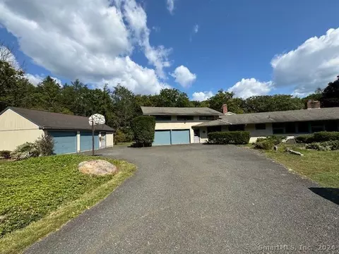 296 Colebrook Rd, Winchester, CT 06098