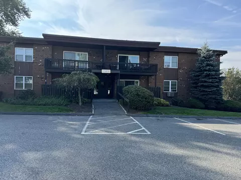 50 Balance Rock Rd #20, Seymour, CT 06483