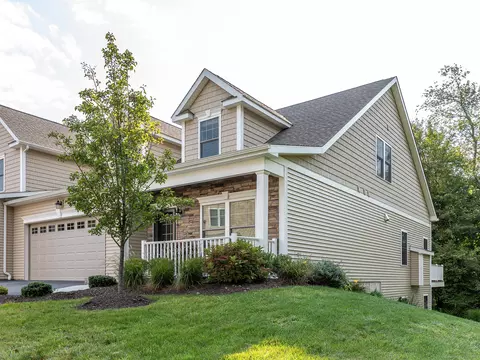 421 Hunter Dr #421, Litchfield, CT 06759