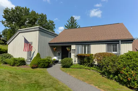185 Heritage Vlg #A, Southbury, CT 06488
