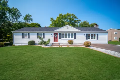 115 Old Farms Rd, Durham, CT 06422