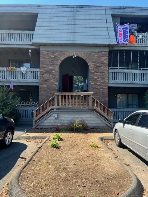 140 Trolley Crossing Ln #140, Middletown, CT 06457