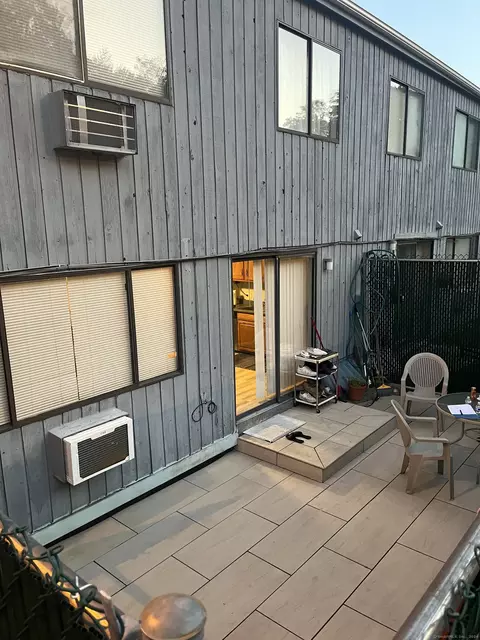 90 Wakelee Rd #10, Waterbury, CT 06705