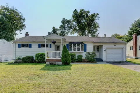73 Janet Dr, East Hartford, CT 06118