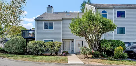 3 Wooded Heights Dr #3, Cromwell, CT 06416