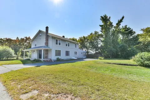 7 Faucher St, Thompson, CT 06255