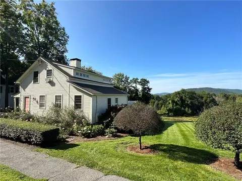 70 N Main St, Sharon, CT 06069